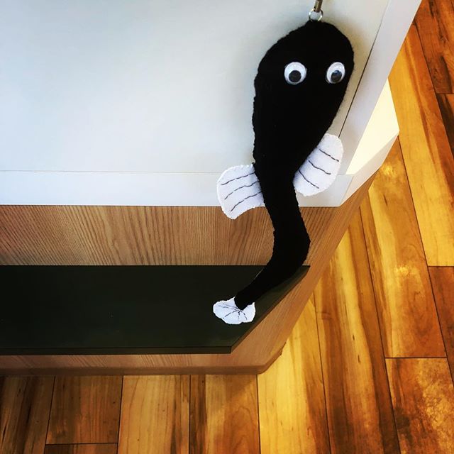 吉野家のレジ前にぶら下がってたウナギくん